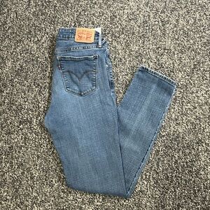 Levi's 711 Skinny Jeans